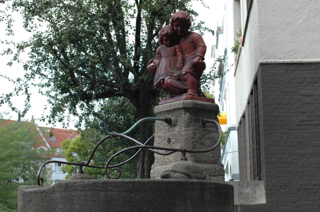 Hänsel und Gretel Brunnen